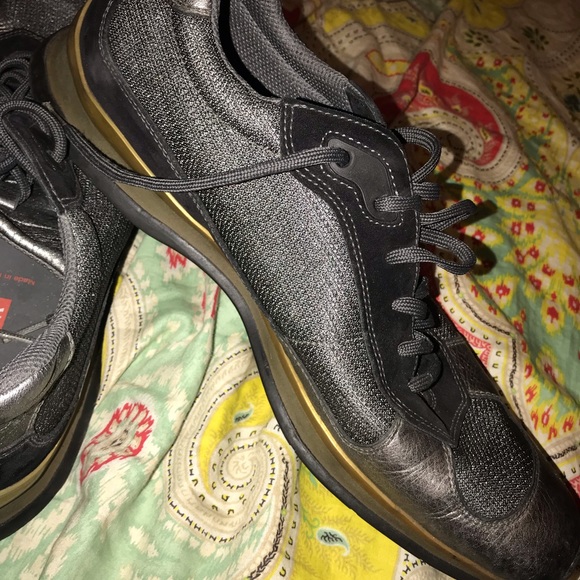 Vintage Prada Classic Tennis shoes - Picture 4 of 8